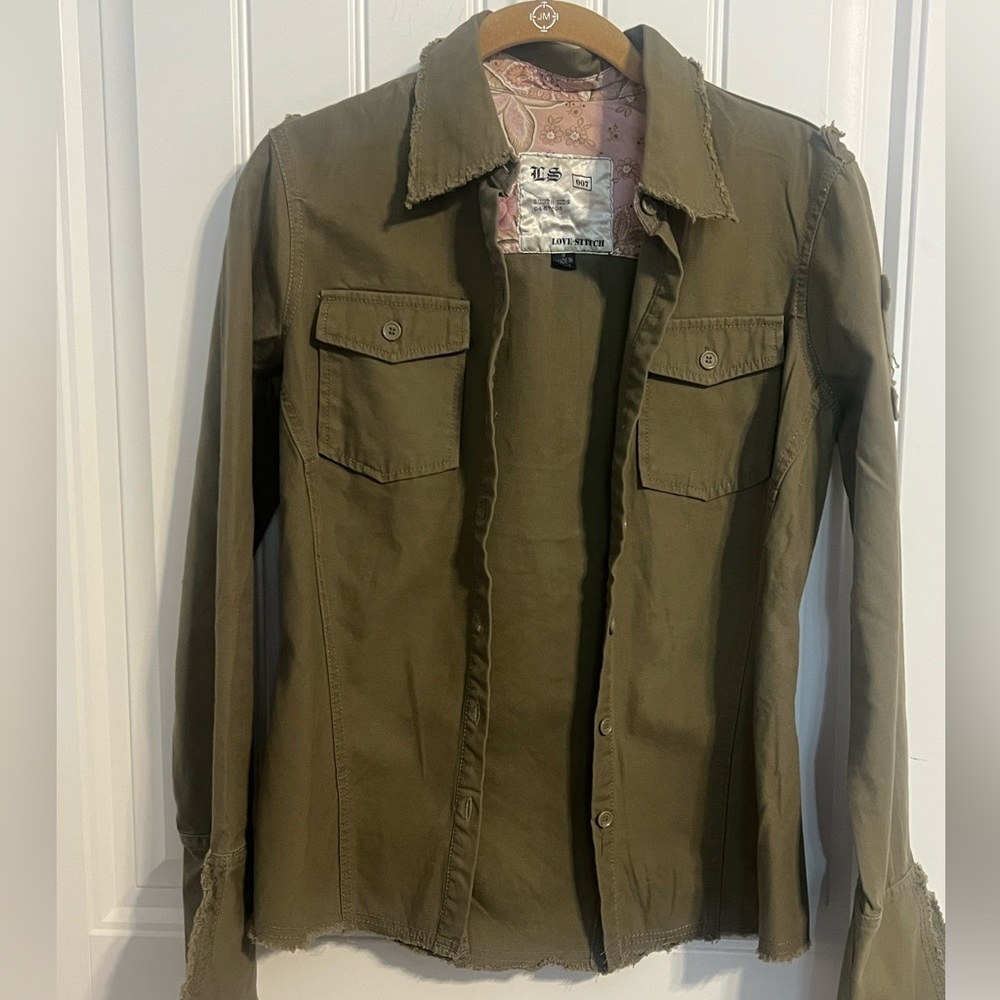 #8206. Love Stitch South Side Women's Green Denim Jacket w/Raw Edges. Size M